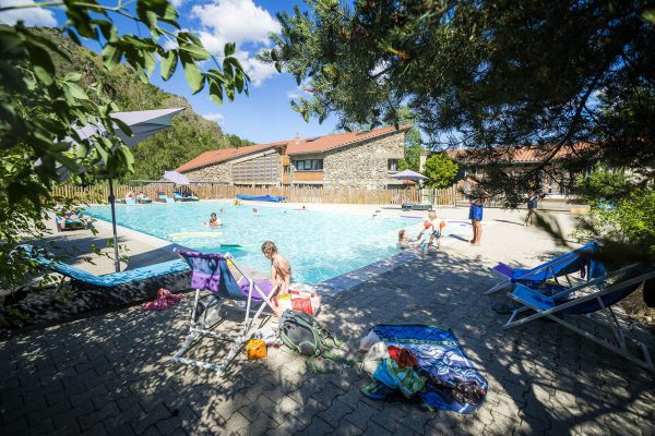 ©BUSSER_PHILIPPE_ cosy camp chamalières sur loire chemin de saint jacques Cluny Lyon Le Puy