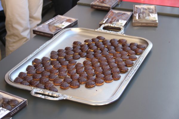 Chemins de saint jacques coquille sablée en chocolat Le Puy en velay genève Conques Lyon Cluny (1)