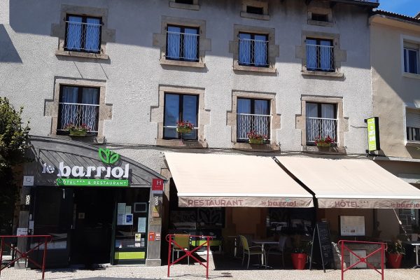 Hotel restaurant le barriol saint julien chapteuil (6)