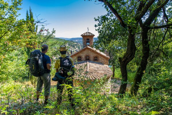 Auvergne-Rhône-Alpes - Le chemin de Compostelle de Genève au Puy-en-Velay - La chapelle du Calvaire à Chavanay (42)-22