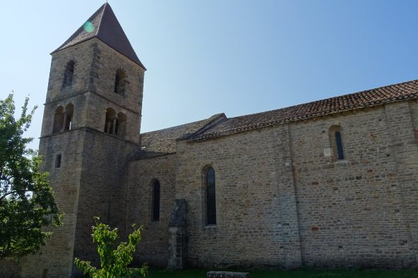 Jalogny église romane du village©DSL Veronique Givord