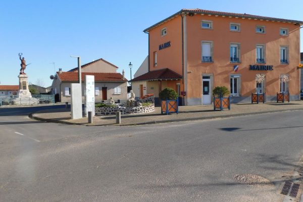 saint christophe sur dolaizon Mairie